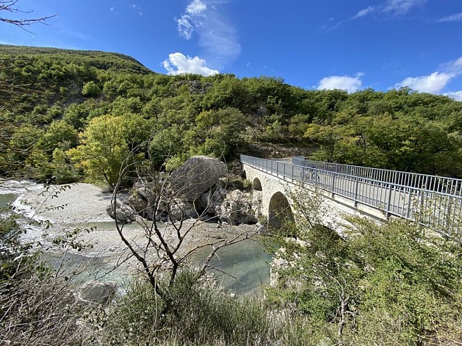 Pont sur le Jabron