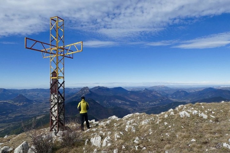 Panorama depuis le Bonnet Rouge