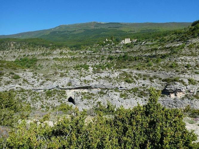 Vue sur le village de Pomet