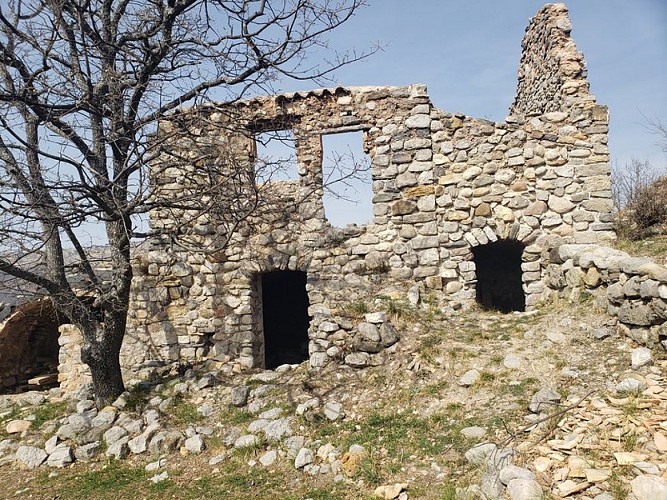 Maison en ruine d"Arzeliers