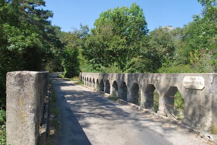 Pont Albert Michel