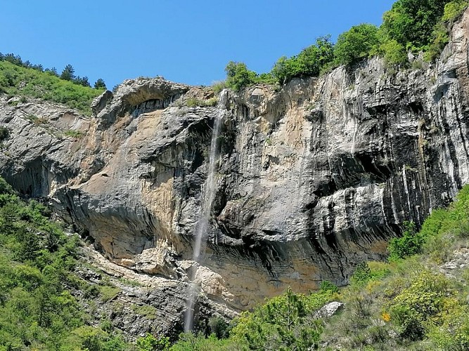 Très belle cascade suite aux fortes pluies