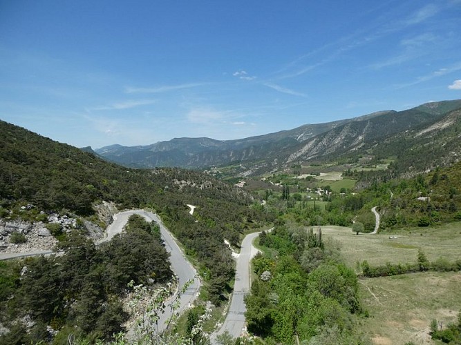 Tour de la crête des Aiguilles (N°6)