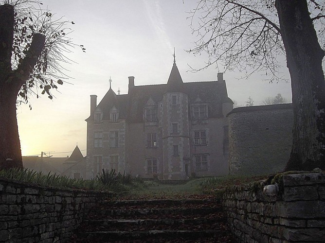 Manoir de la Varende Arcy/Cure