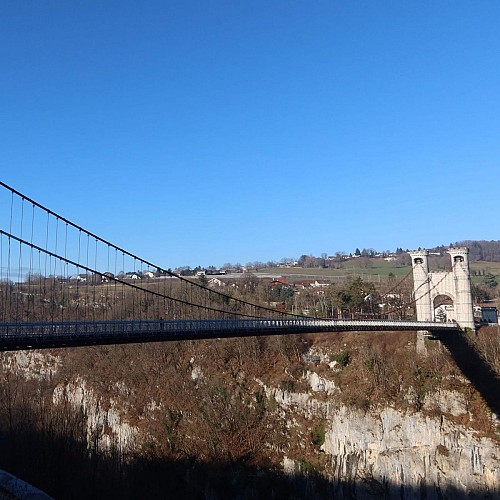 passage au pont de La Caille