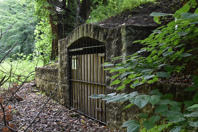 Parc de Montmirault (Ancienne Glacière)