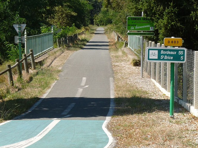 Sauveterre_piste_cyclable