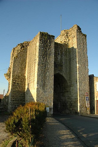 Sauveterre porte St Léger