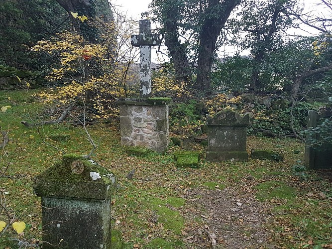 Le cimetière