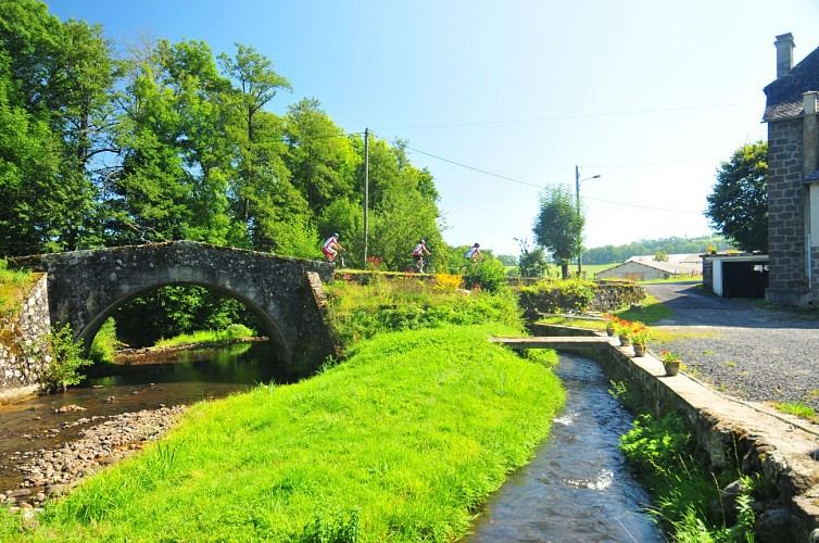 Thérondels • Mur-de-Barrez