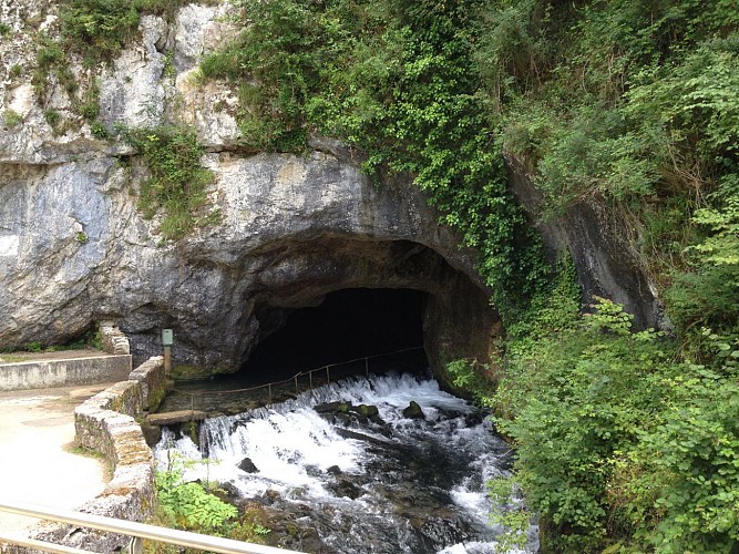 fontaine intermittente de Fontestorbes