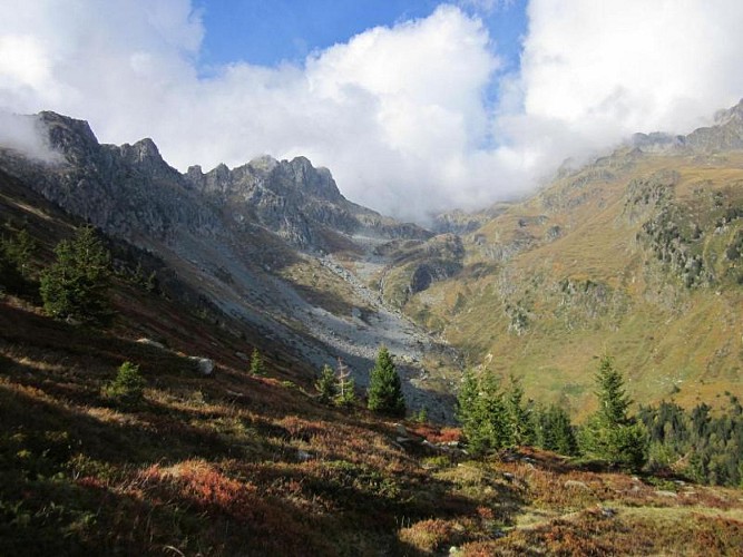 York Mallory - Hiking from Rivier d'Allemond_Allemond