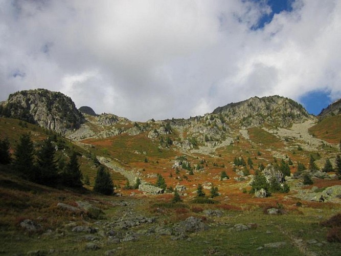 York Mallory - Hiking from Rivier d'Allemond_Allemond