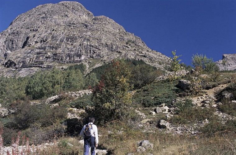 Départ de la Tête de la Maye