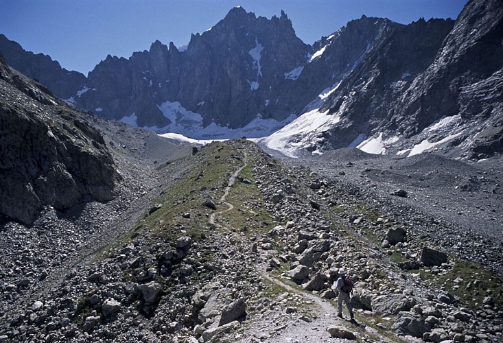 Vallon de Bonnepierre et les Ecrins