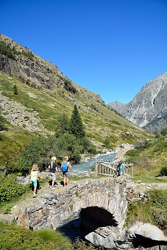 Lac des Fétoules vanaf de berghut van La Lavey_Saint-Christophe-en-Oisans