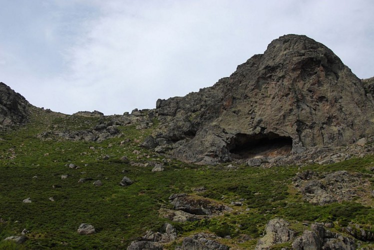 Corse- Région Cortenais/Popolasca- Aiguilles de Rundinaia- Grotte de Scaffa [juin 2010]