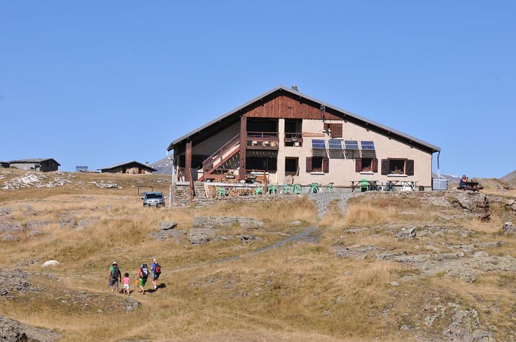 Hiking - Huts du Fay & des Mouterres