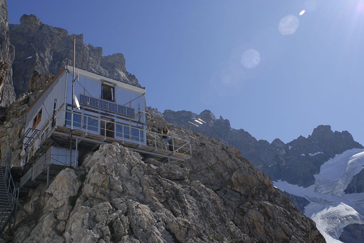 Refuge du Promontoire - Hiking