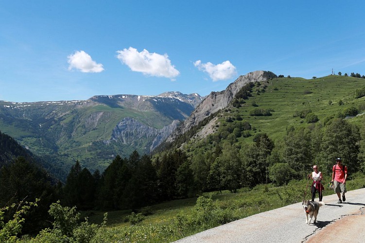 Villard-Reymond and Villard-Notre-Dame - Hiking from Le Bourg-d'Oisans_Le Bourg-d'Oisans