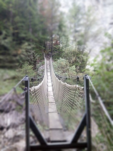 Pont suspendu