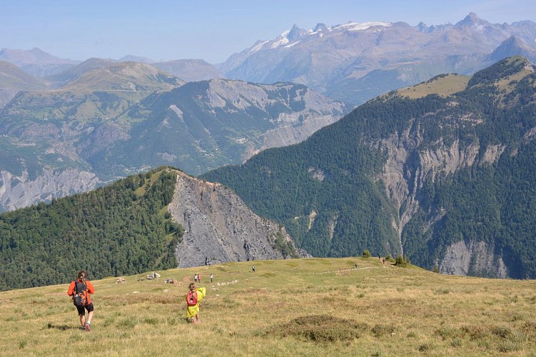 Les alpages au-dessus d'Oulles