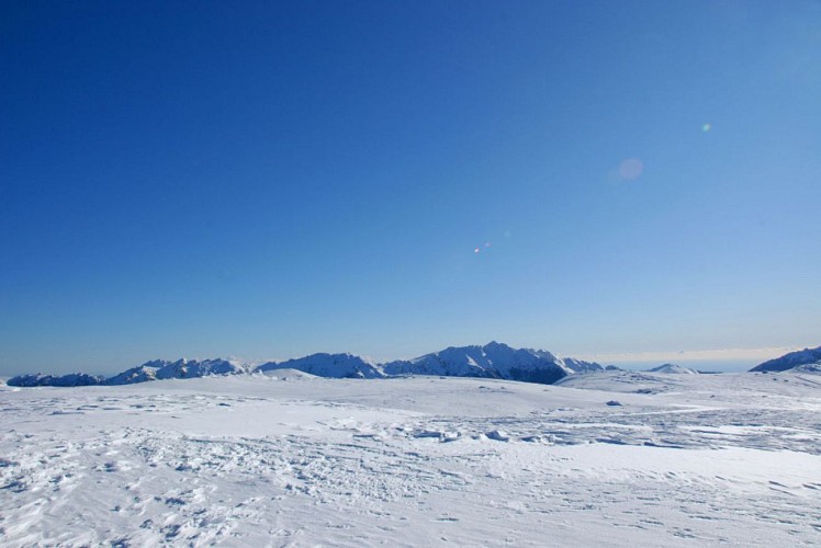 Petit plateau avant la crête