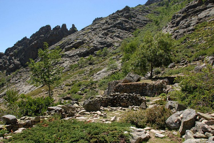 Corse- Région Niolo/Massif Bianco/Verdatu- Lacs de Lancone: Ghiarghe Rosse, Occhi Neri, Maggiore [août 2012]