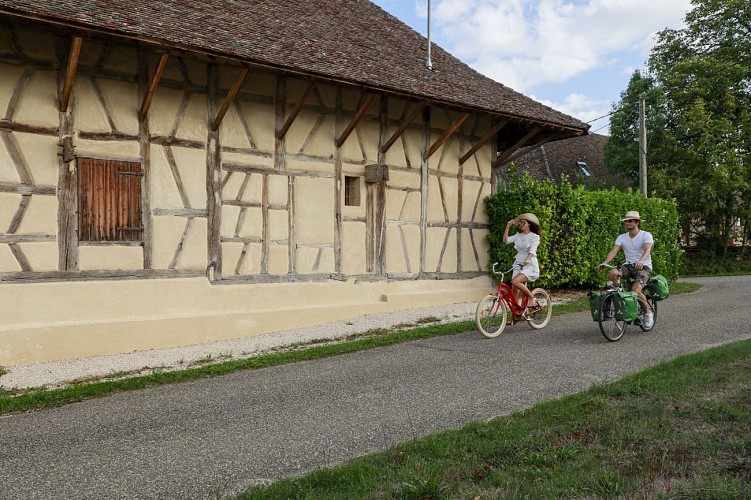 Ferme Bressane_Pisé_Montret ©DSL71-G.Robert-Famy