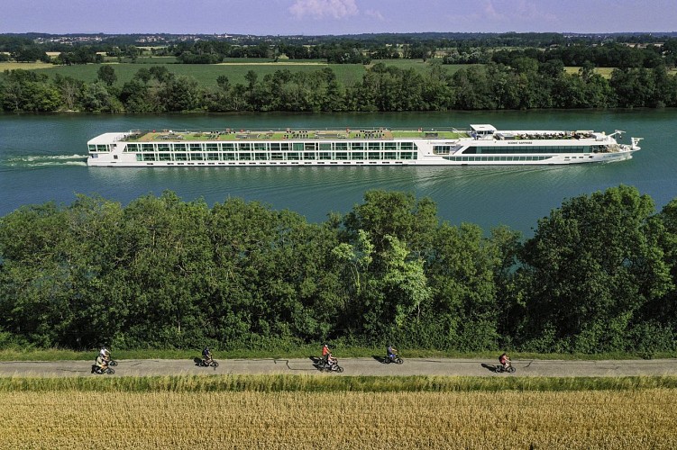 La Voie Bleue le long de la Saône