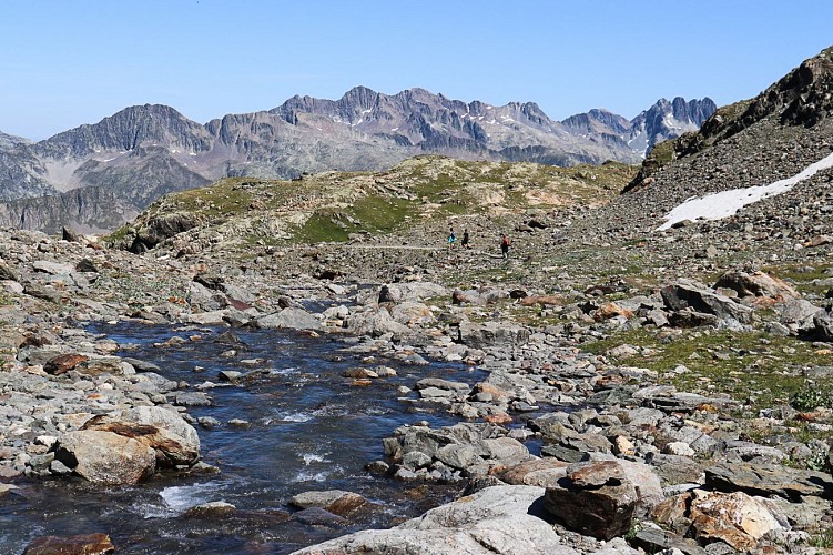 Cours d'eau au Plan des Cavales