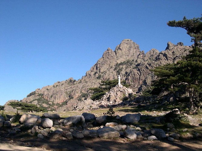 Corse- Région Bavella/massif nord- Refuge d'Assinau