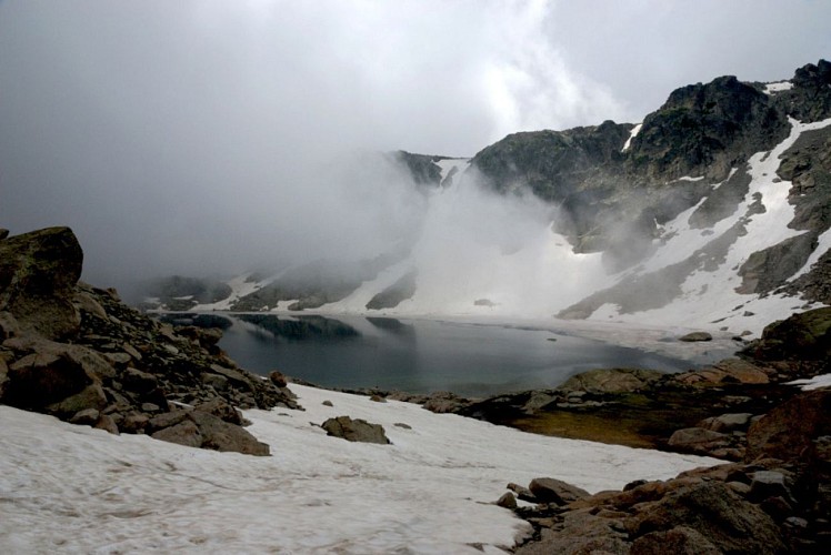 Corse- Région Cortenais/Massif Rotondo-Lac de Betaniella [Neige- Juillet 2010]