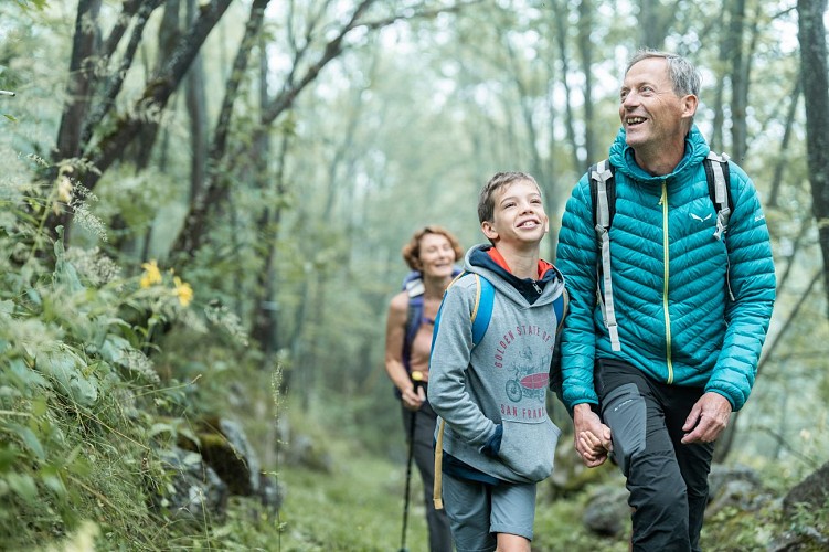 Randonnée été : Les Combes, initiation à la nature_Vaujany