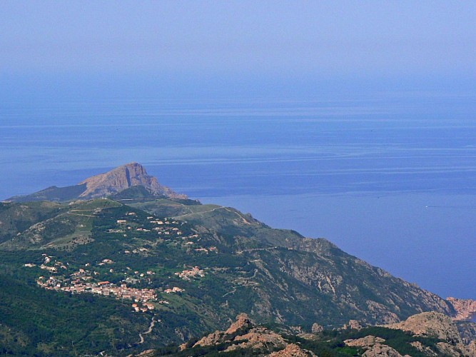Corse- Région Evisa/Porto- Sommet Capu d'Orto [mai 2007]