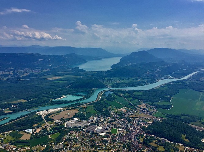 Point de vue du Fenestrez sur le massif du Grand Colombier