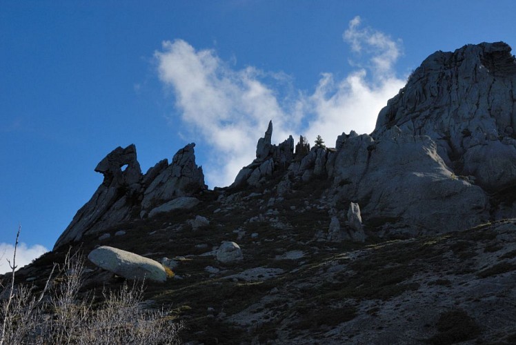 Corse- Région Fiumorbo/Massif Bocca Dell Oro- "Poule" Verde- Crête Montelatelli [octobre 2012]