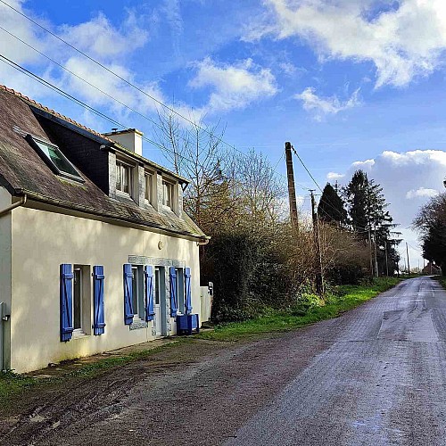 Une maison bleue