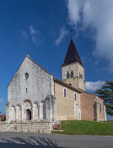 Rundweg zum Teich von Léchères in St Paul de Varax