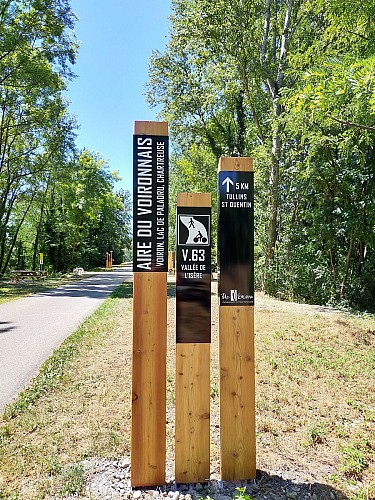 Poteau V63 côté Tullins