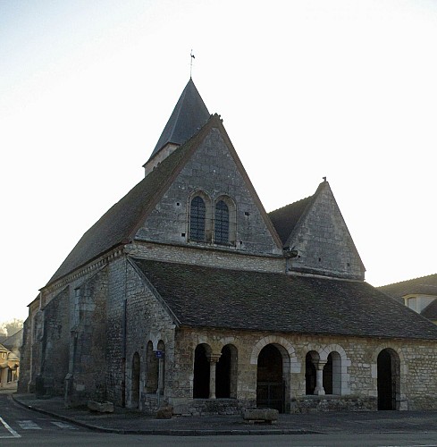 Église de Vaux et son caquetoir
