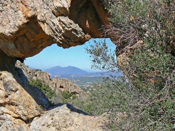 Corse- Région Ajaccio- Arche de Cauro