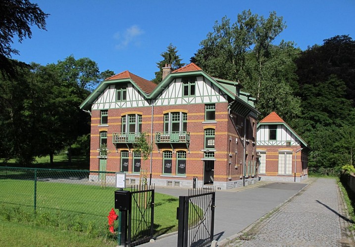 Espace de l'Homme de Spy 2