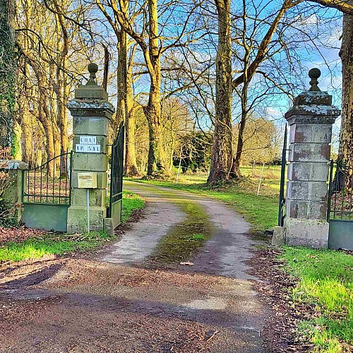 Le portail de la ferme de Coat Ar Sal