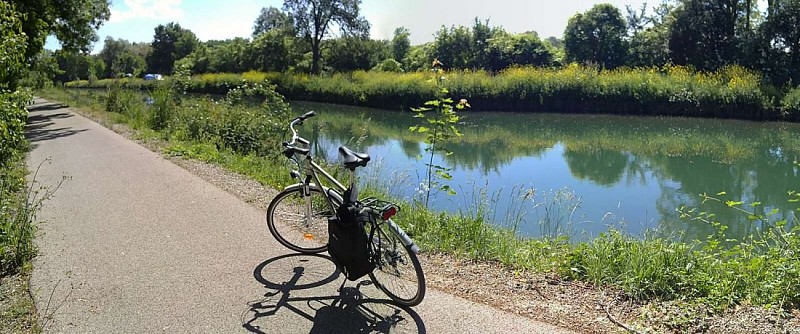 Radweg des Colmarer Kanals