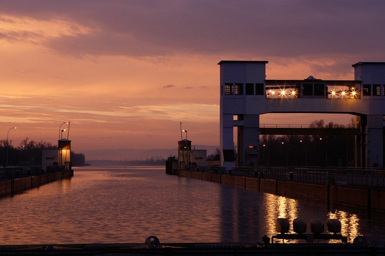 Ecluse de Kembs-Niffer