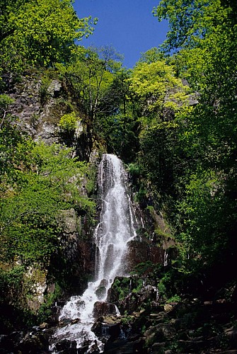 Hiking trail B23: The Nideck waterfall