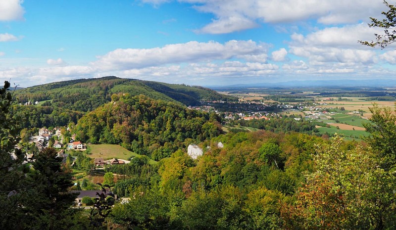 Panorama sur Ferrette depuis le belvédère de la Heidefluh