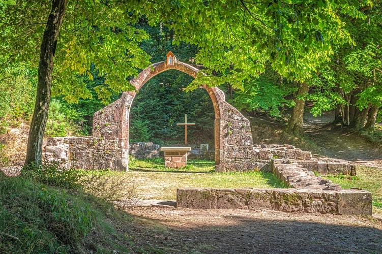 Chapelle en ruine Climbach