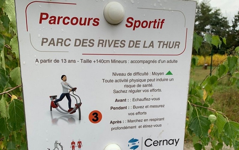 Détail d'un panneau du parcours sportif de Cernay